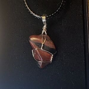Handcrafted Wire-Wrapped Red Jasper Pendant Necklace – Grounding Crystal Jewelry